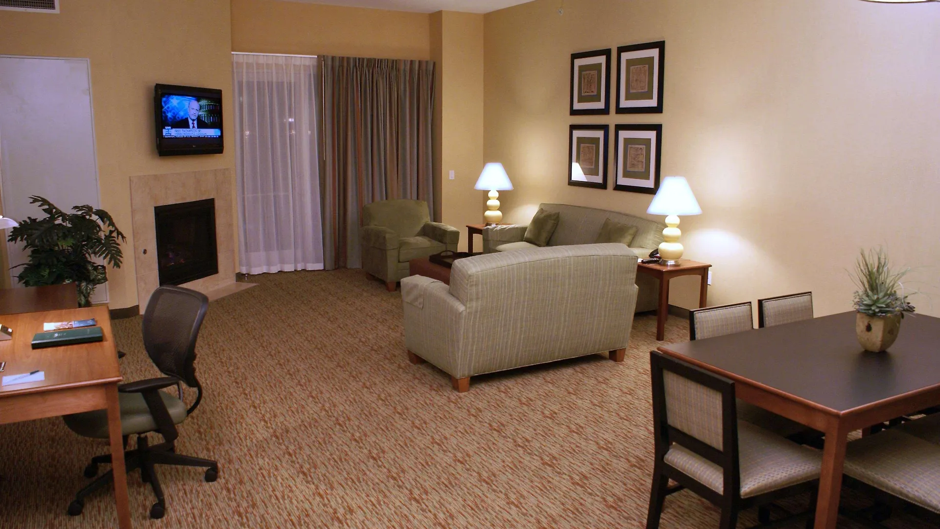 Homewood Suites By Hilton Phoenix Airport South